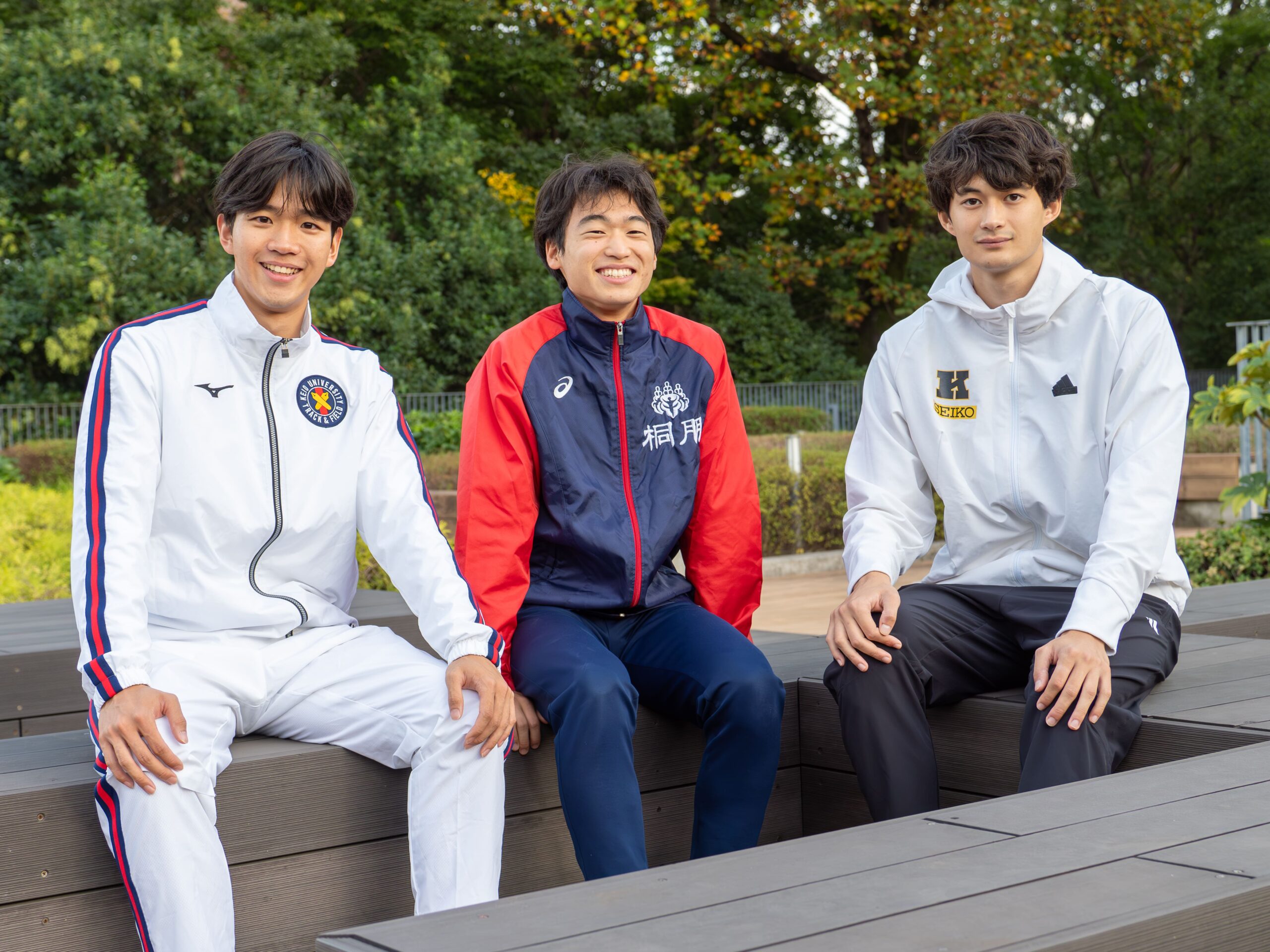 左から高橋さん、吉澤さん、豊田さん